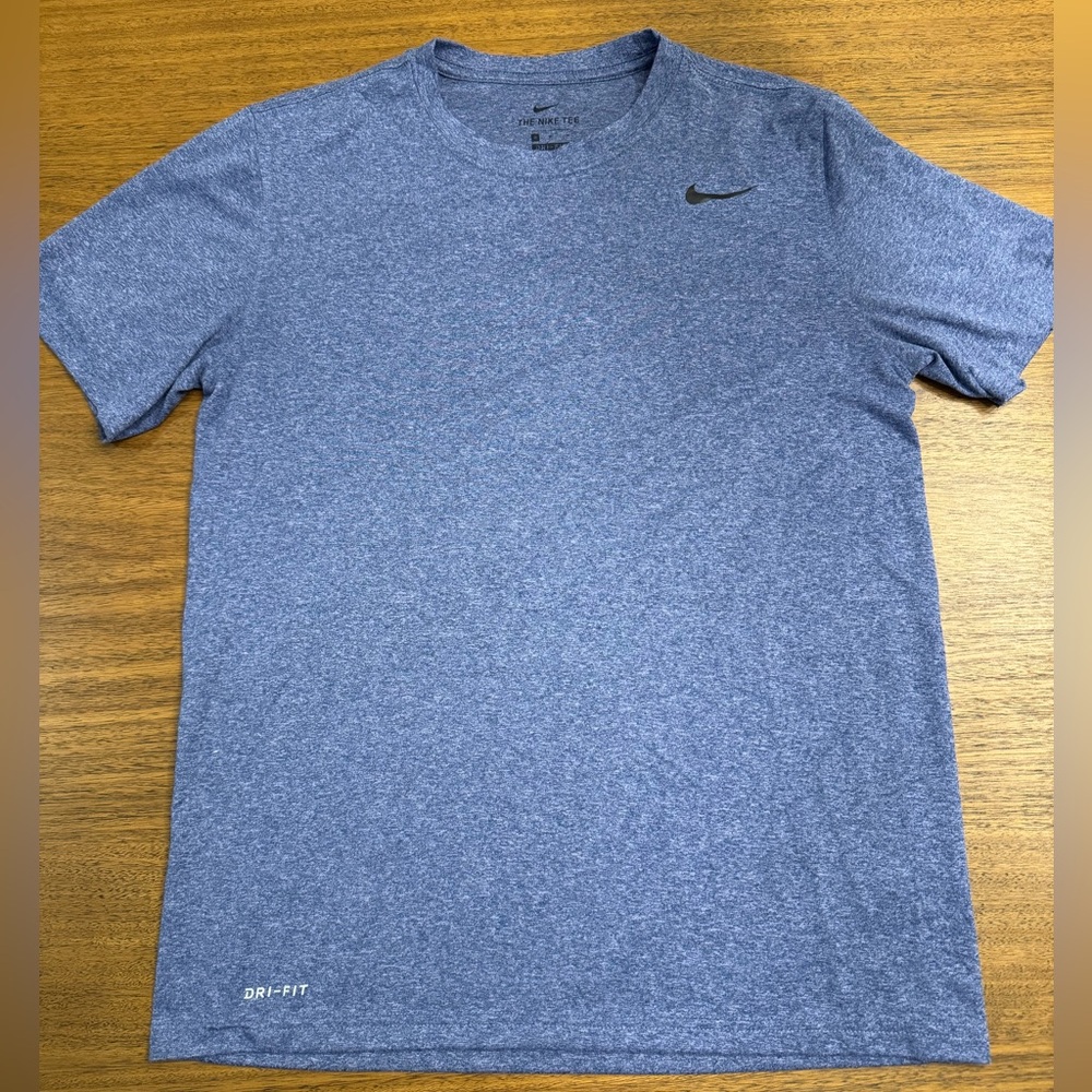 Men’s Nike dri-fit shirt
